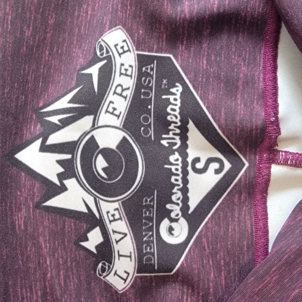 Colorado Threads, Native Style, Cranberry, Size Small - Picture 3 of 7